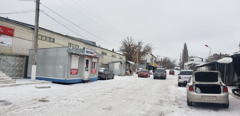 Продам магазин-склад на першому оптовому ринку