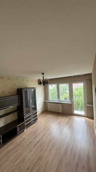 Na sprzedaż: Ustawne 2-pokojowe mieszkanie 39m² + piwnica • Ostrzeszów