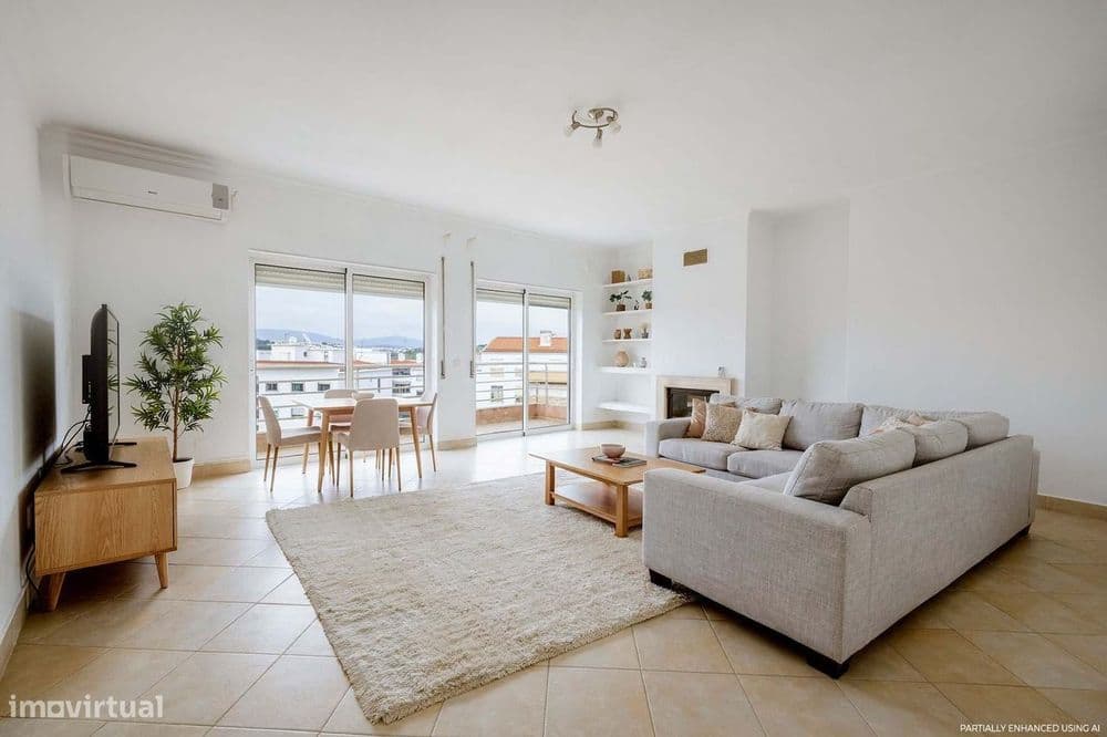 Apartamento T3 No Último Andar Para Venda Em Lagos