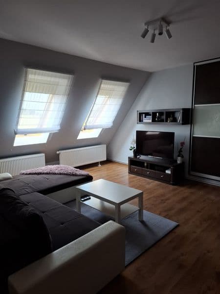 Sprzedam 3 pokoje, 77.1 m² – Nysa – świetna lokalizacja