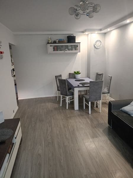 Mieszkanie 3-pokojowe z balkonem, parter ogrzewanie miejskie os.Staszica