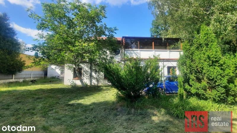 Duża działka z domem blisko lasu