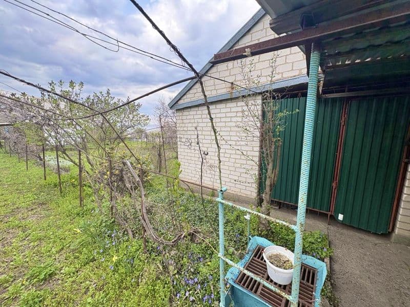 Продаж дачі в живописному місці смт Дніпровське