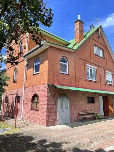 Продаж 7-кімнатного будинку, вул. Зарічна, 7, м. Березань