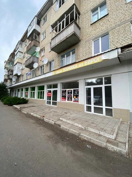 фасадне приміщення 427кв.м в центрі м.Балаклія, вул.Соборна 85