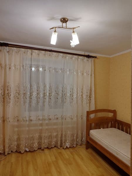 Продам трикімнатну квартиру