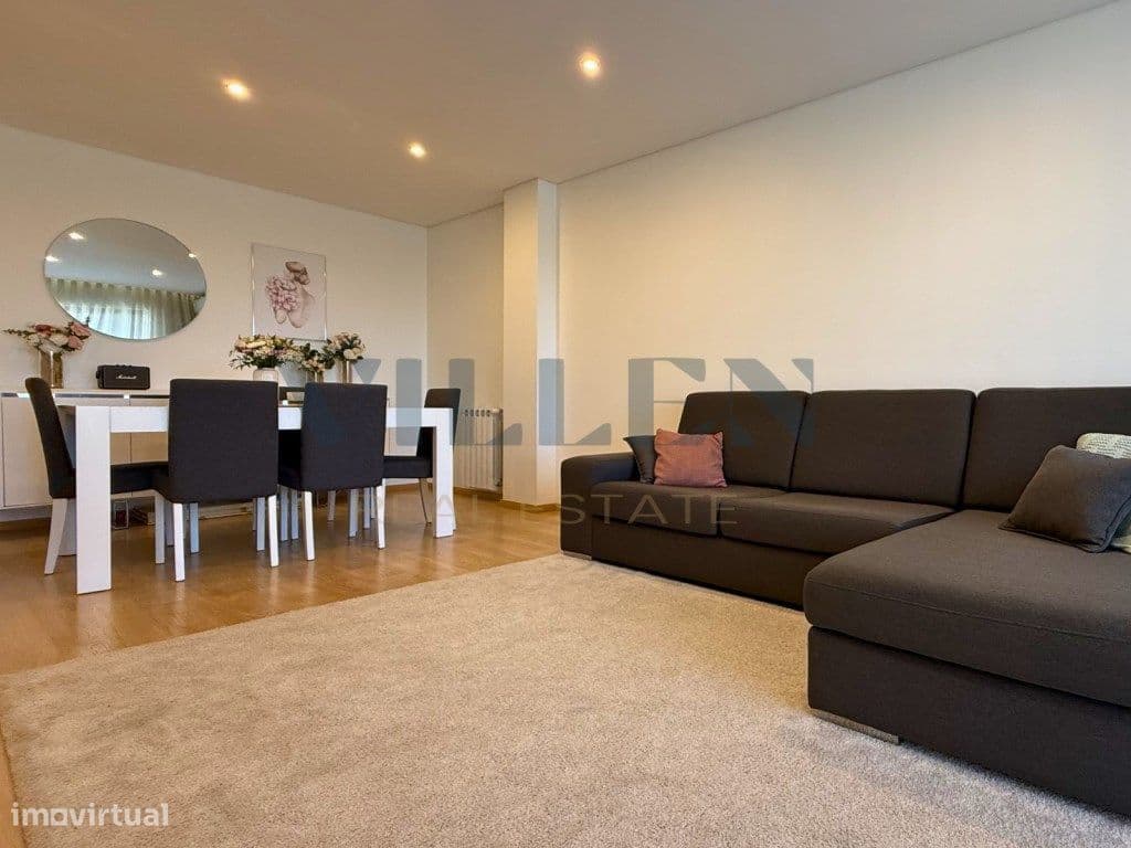 Apartamento T2 de Prestígio com Suíte, Closet, Garagem e Arrumos | ...