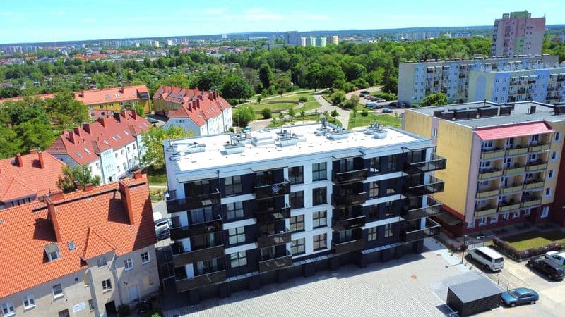 Apartament z 2 tarasami w spokojnej okolicy