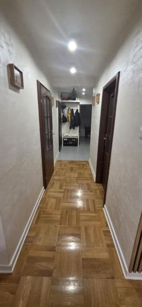 Sprzedam mieszkanie dwupokojowe 58 m² + garaż 16 m²