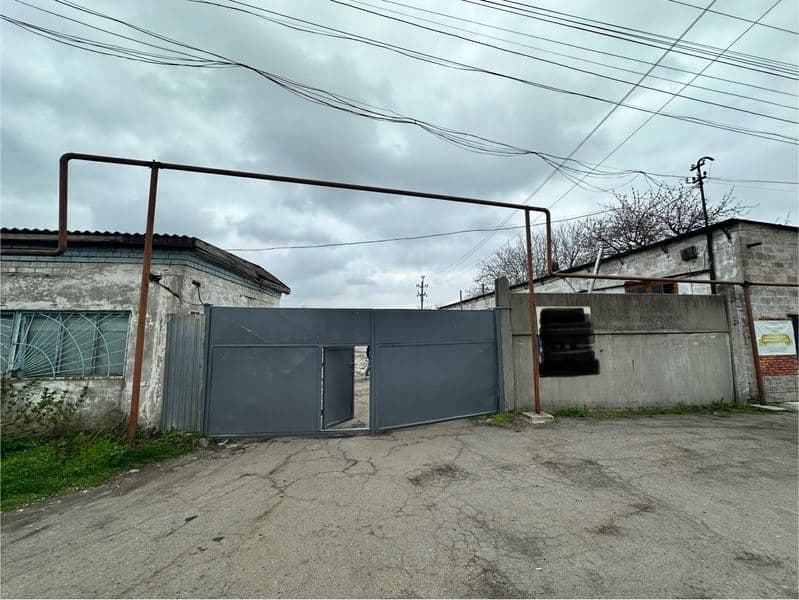 Продаж складських та виробничих приміщень м.Підгородне.
