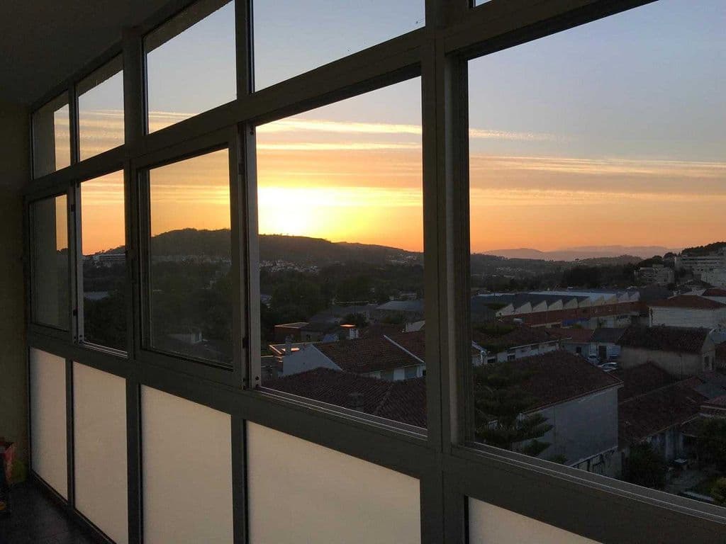 Vendo apartamento T3 amplo com elevador e garagem fechada em Braga