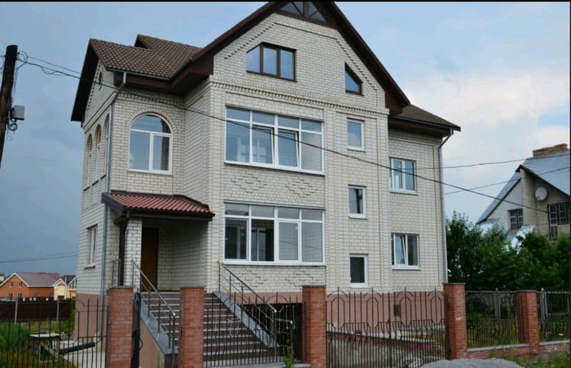 N:13159 - Продаж будинку, 10-кімн., Крошня, вул. Гаражна, 400 м²