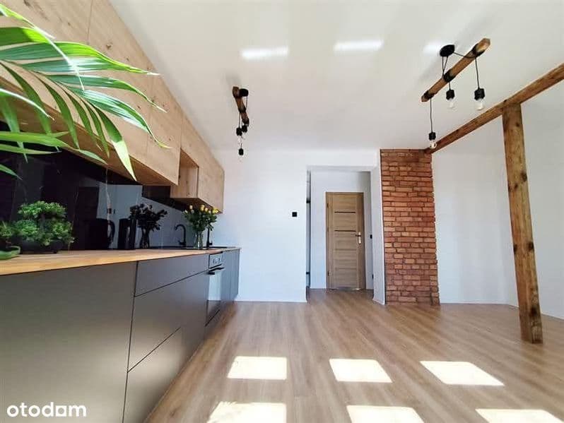 Słoneczny Loft 60 m² | Niskie opłaty | Jedyne mieszkanie na piętrze!