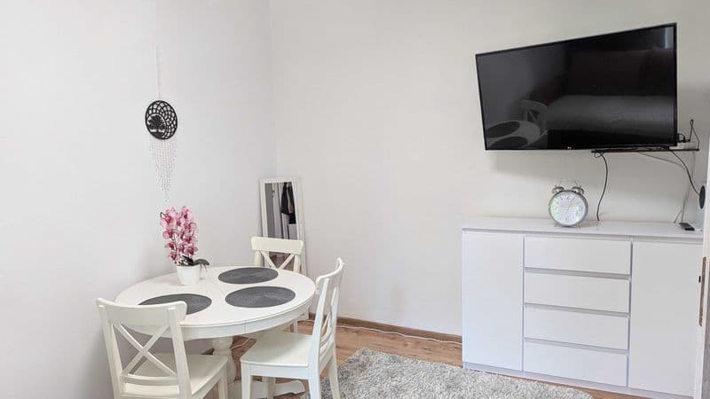 Mieszkanie -3 Pokoje , Okazja, Centrum Miasta, I piętro