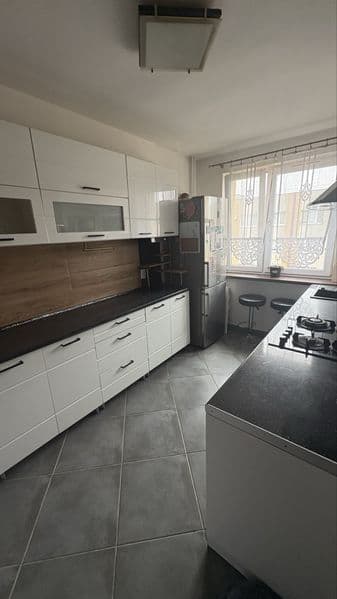 Mieszkanie 3 pokojowe z wyposazeniem do negocjacji