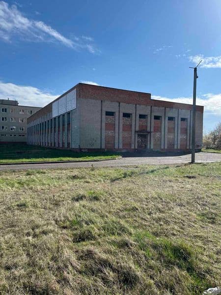 Нежитлове приміщення(під виробництво,склад,офісні приміщення,ТРЦ тощо)