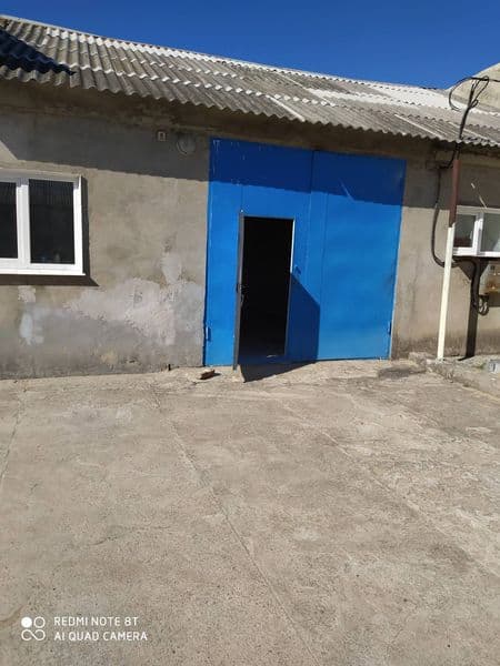 Продам складські приміщення