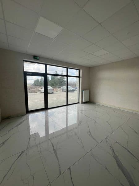 lokal handlowo-usługowy 67,40 m2 - Zamojska 25 - do wynajęcia od zaraz