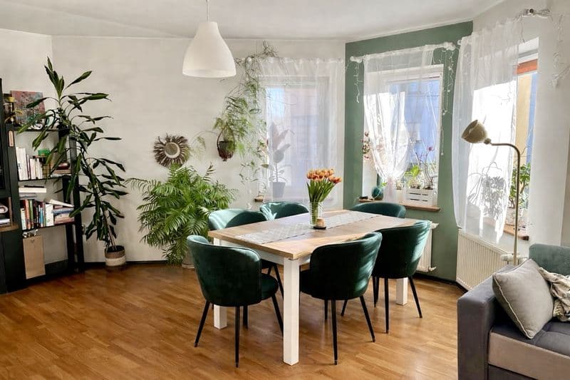 Dom jednorodzinny z tarasem i ogrodem – Jarocin