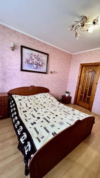 3 кімнатна квартира 79 м² | Меблі, техніка, паркомісце