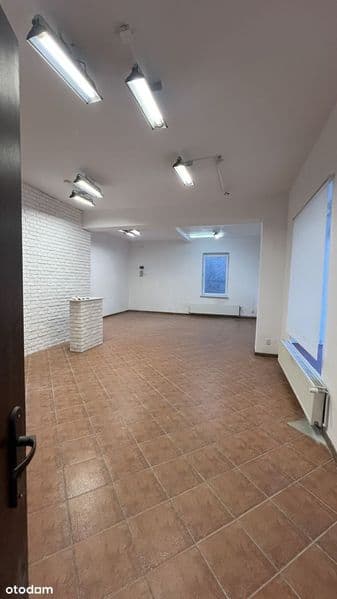 Kamienica z lokalem usługowo-handlowym i ogrodem w centrum miasta