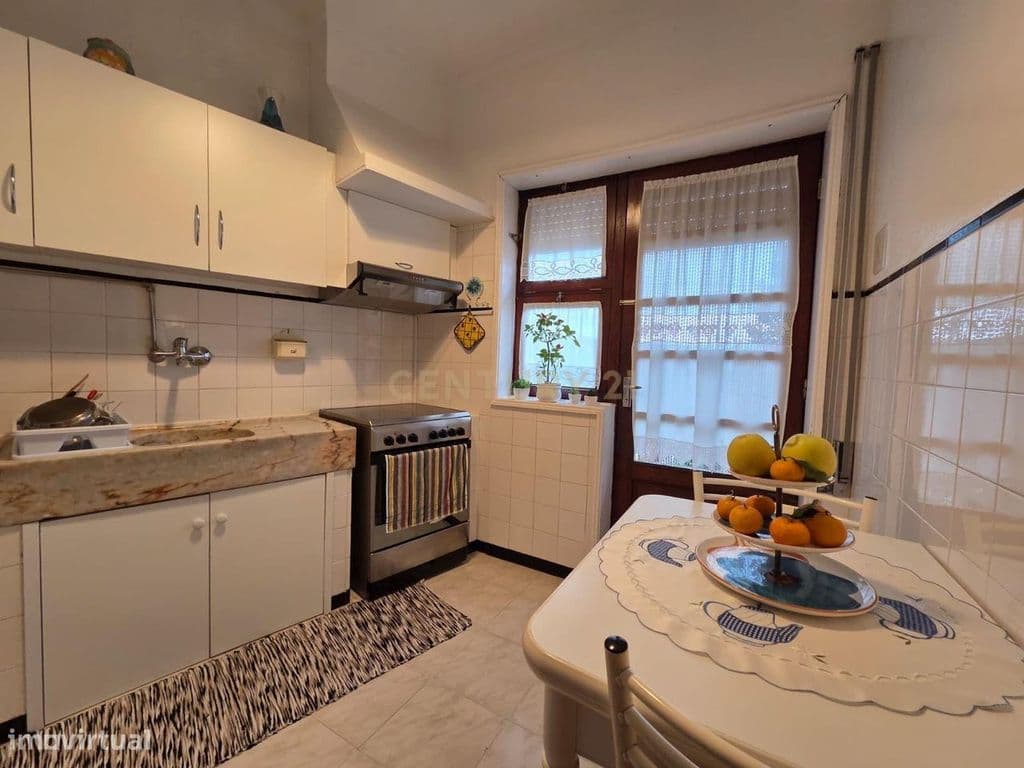 Arrendado | Andar Moradia T2 | Terraço | S. Mamede de Infesta | Invest