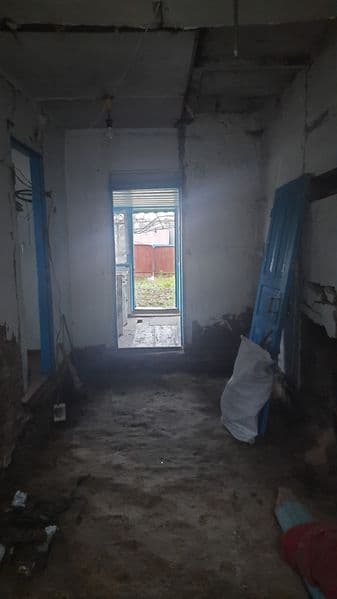 Продаётся дом звоните  +3806397 20426. 16.000$. Можно договориться