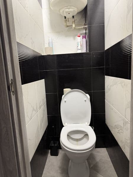 Квартира 4 кімнати