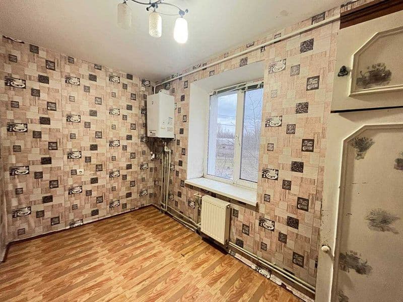 ТЕРМІНОВО! Продам гарну  3 к/к у новому будинку з АО