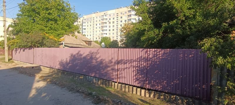 Продається Будиночок в місті Балаклія.