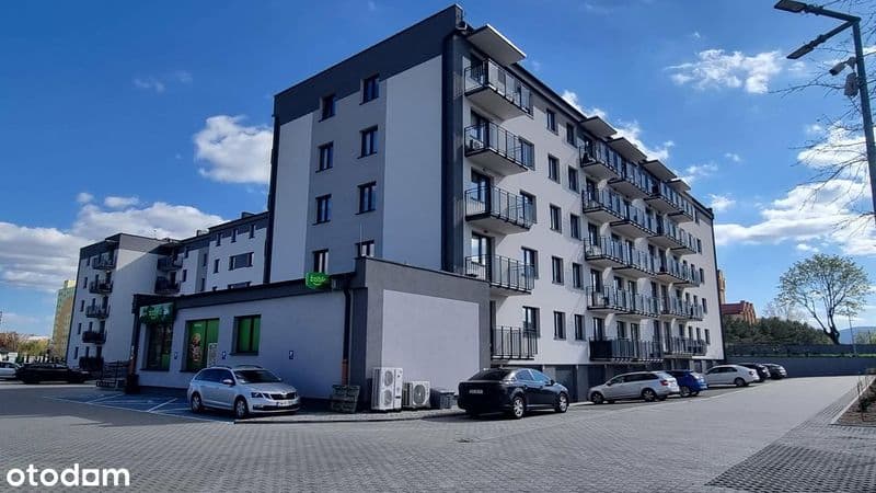 REZERWACJA ! mieszkanie 3 pokoje 75m2, balkon, winda