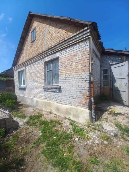 Продається частина будинку в м. Здолбунів
