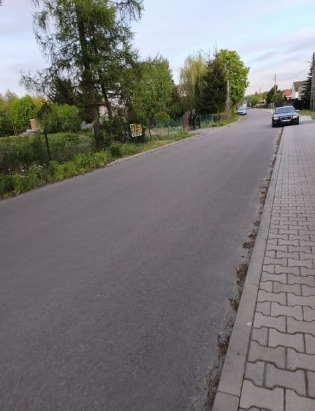 Działka 5 km do centrum Skierniewic.