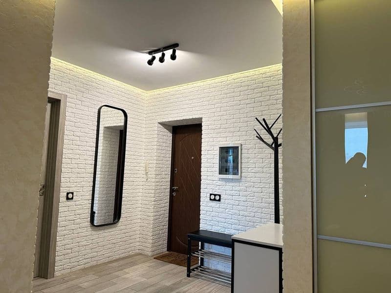 3-кімнатна квартира 75 м² з індивідуальним опаленням, м. Ромни