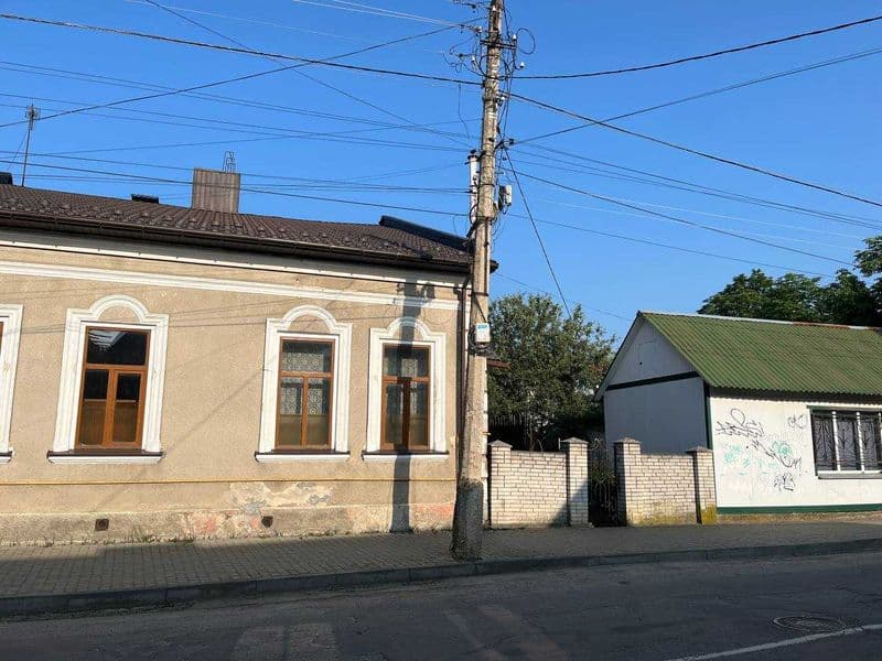 Продаж частини будинку з ГАРАЖЕМ! ЦЕНТР Калуша!