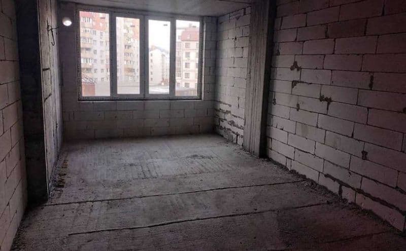 Продається двокімнатна квартира на Ближньому Замості