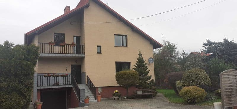 dom 200m2 ,  działka 1050 m2   w Koźlu przy ul Dunikowskiego