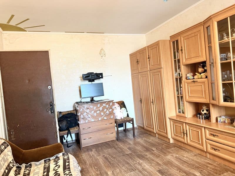 Продам. Двокімнатна вул. Пономарьова