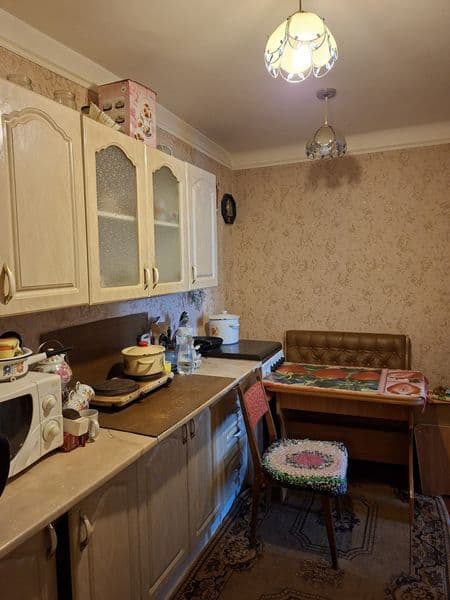 Продам 2-х кім.квартиру, с.Власівка, 3/5, район ресторану ''Майстер''