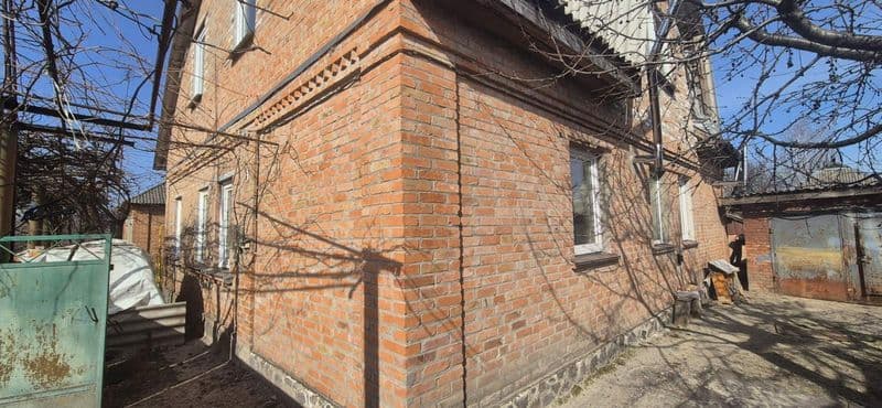 Продам будинок в р-ні дит. садочка "Берізка"