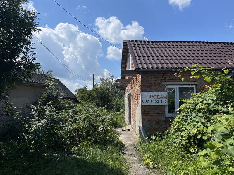 Частина будинку 15000$  вул. Сагайдачного