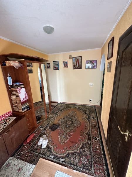 Продам пів будинку