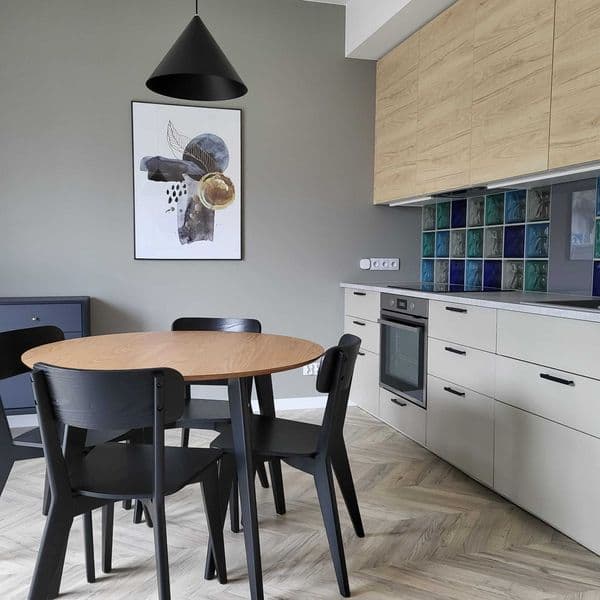 Mieszkanie 44 m², garaż, komórka, centrum Trzebnicy, do zamieszkania