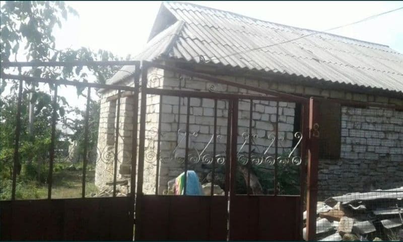 Продам дом 8*12( неоконченное строительство) приватизирован участок