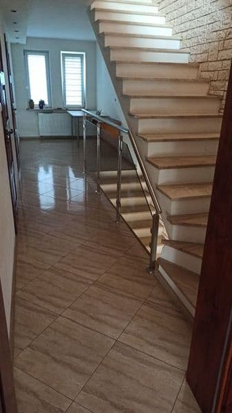 Sprzedam dom blisko centrum 175m2.+garaż 90m2.Chojnice