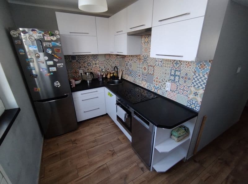 Blok z cegły 46m2 2pokoje z balkonem 3piętro bez pośredników