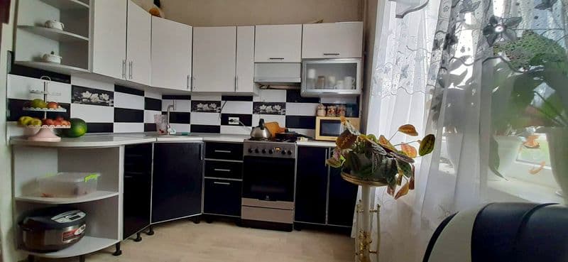 Продам 3-х кімнатну квартиру