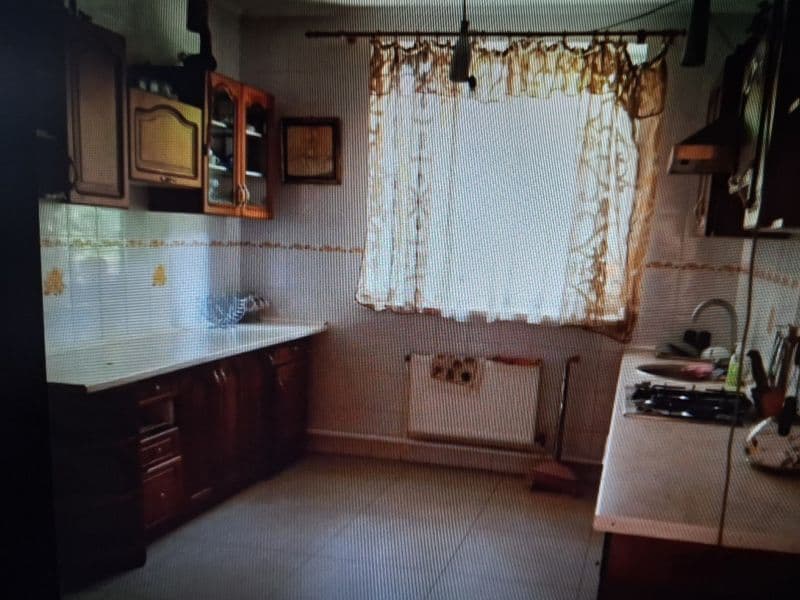 Продам будинок,Велика Долина,в СК"Зоря"
2-х поверховий,з ракушечника,(
