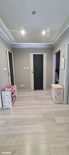 Mieszkanie, 3 pokoje 67 m²,2 balkony, klimatyzacja, Oława