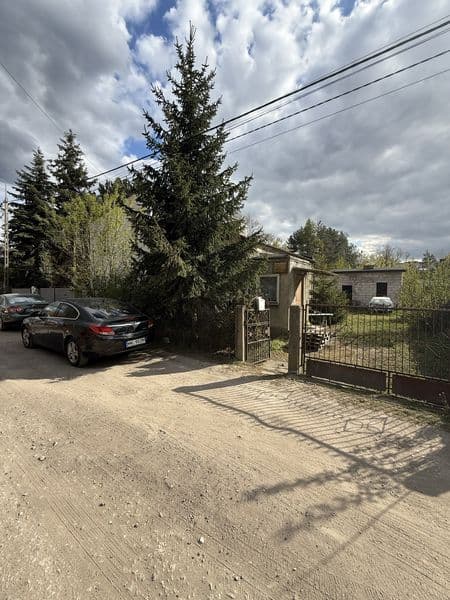 Sprzedam dom 58m2 na działce 521 m2 na początku Marek